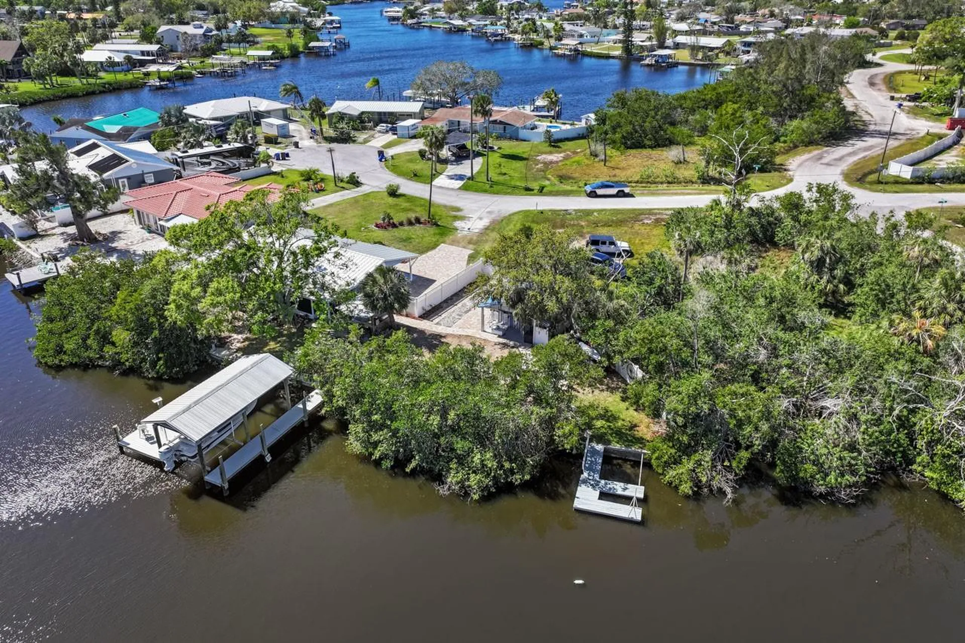 107 6th Street NW Ruskin FL 33570