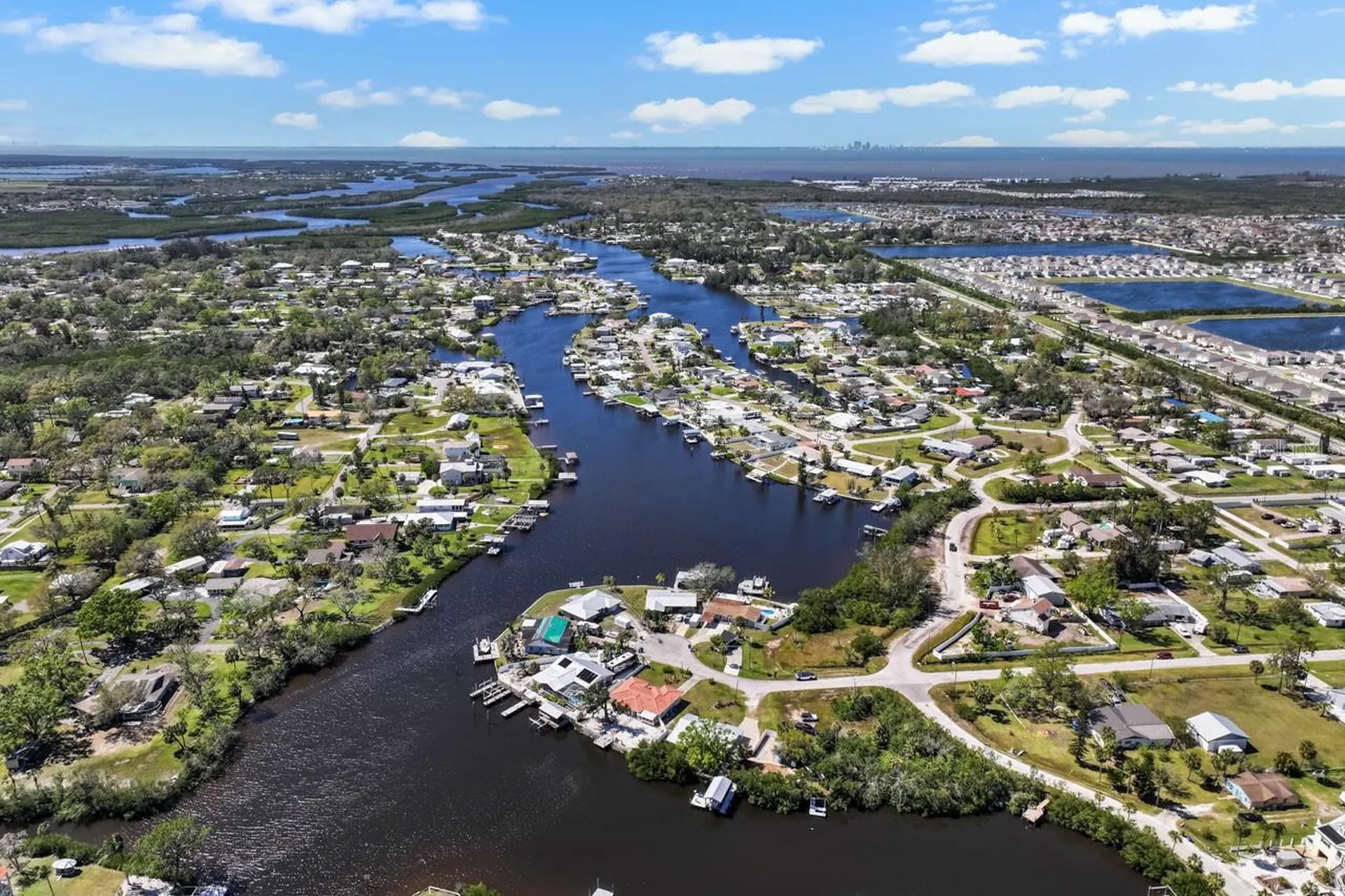 107 6th Street NW Ruskin FL 33570