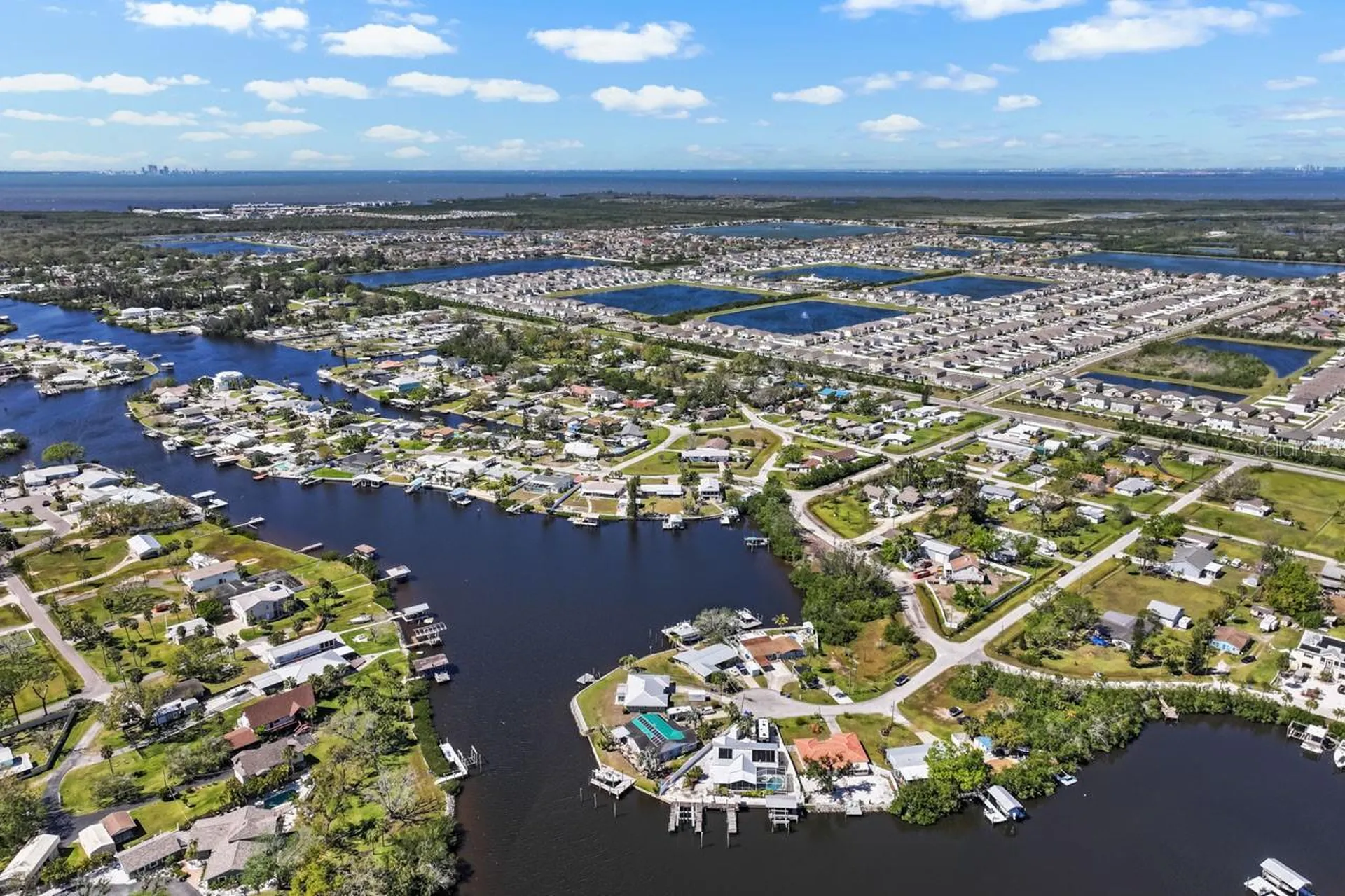 107 6th Street NW Ruskin FL 33570