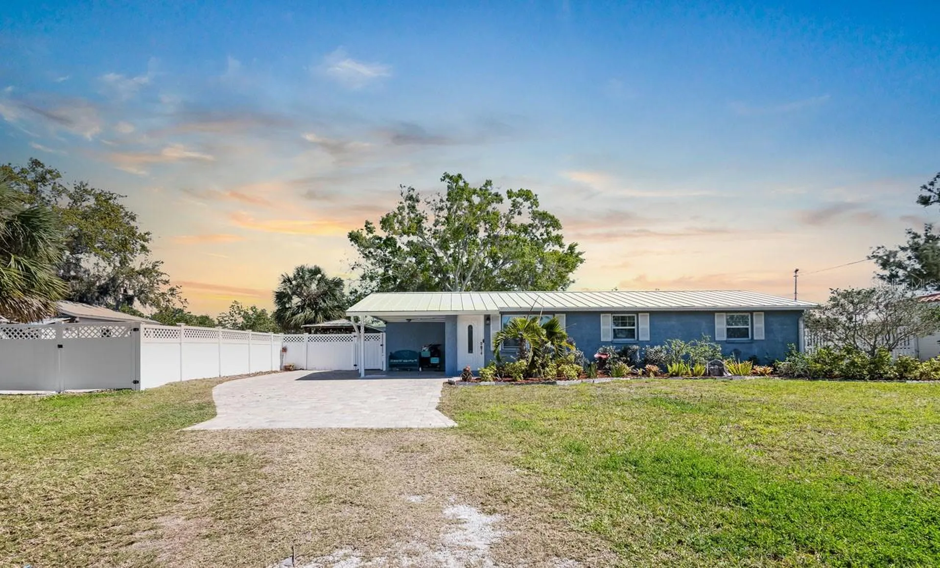 107 6th Street NW Ruskin FL 33570