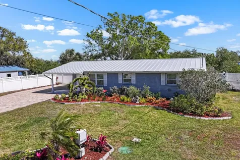 107 6th Street NW Ruskin FL 33570