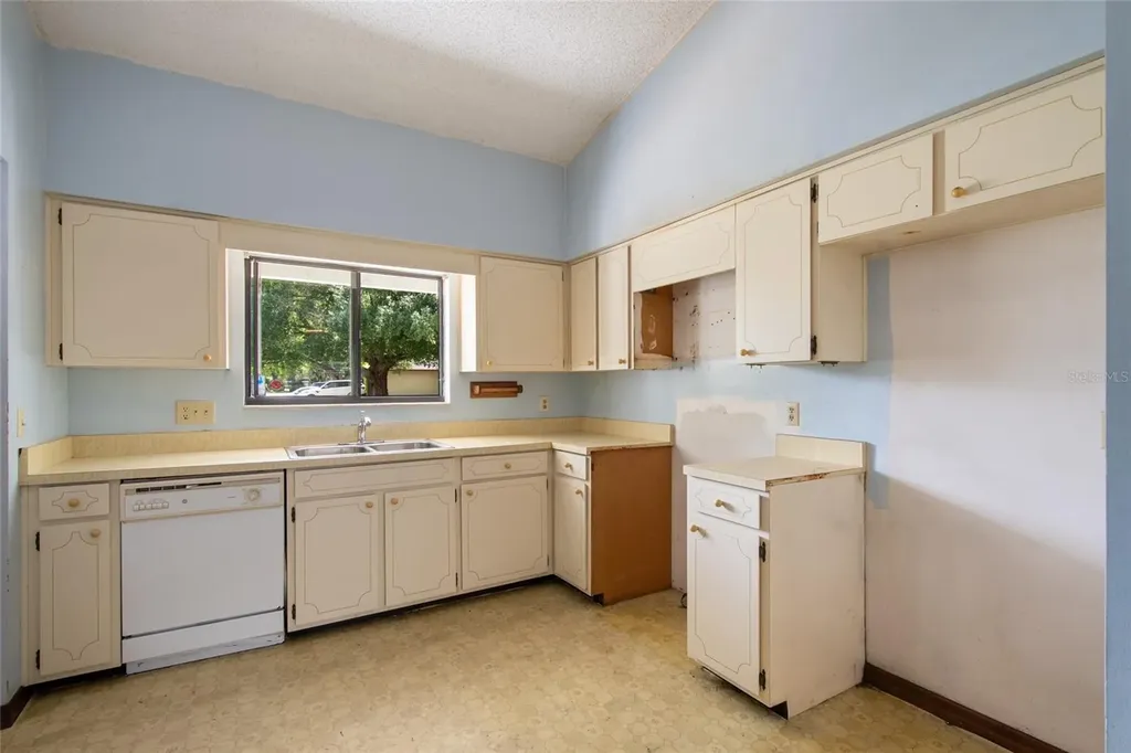 10722 Whisperwood Lane Orlando FL 32837