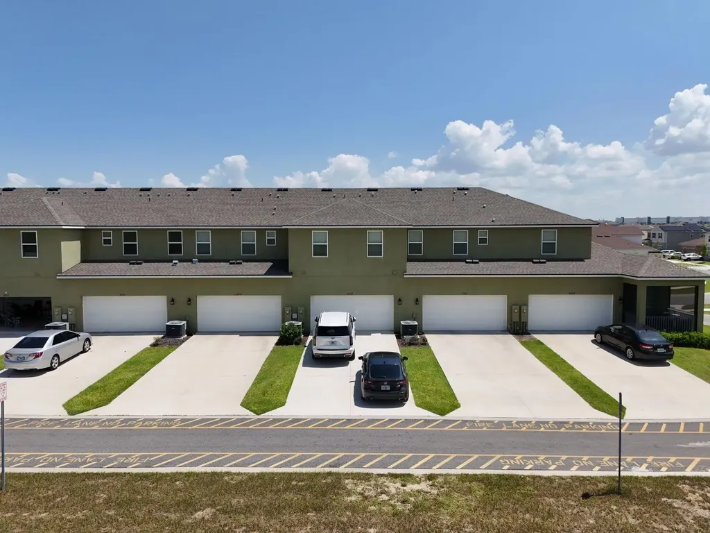 2295 Garden Belle Drive Clermont FL 34711