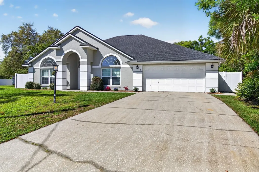 5 Farr Place Palm Coast FL 32137
