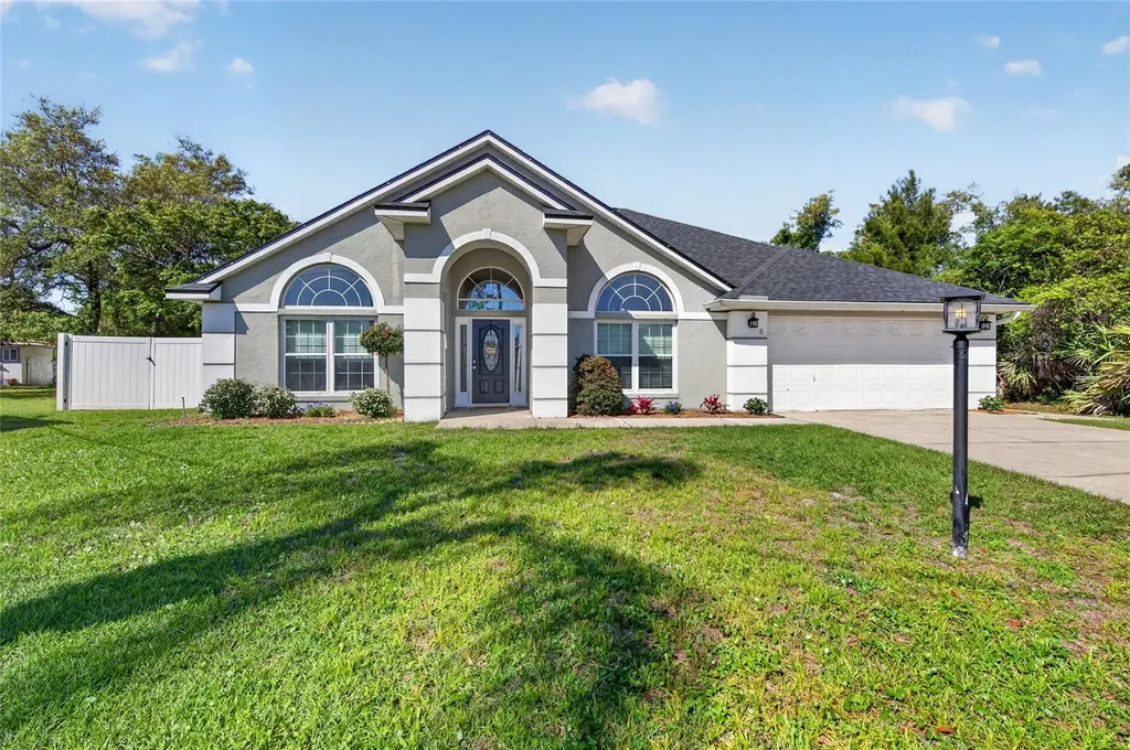 5 Farr Place Palm Coast FL 32137