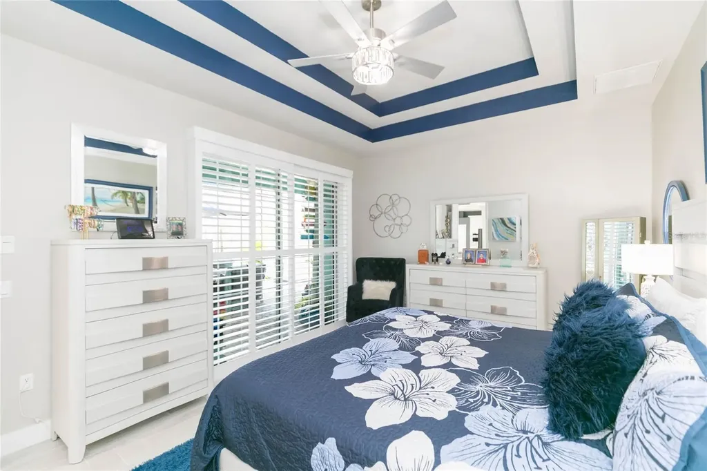 204 Latitude Place Apollo Beach FL 33572