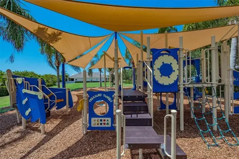 204 Latitude Place Apollo Beach FL 33572