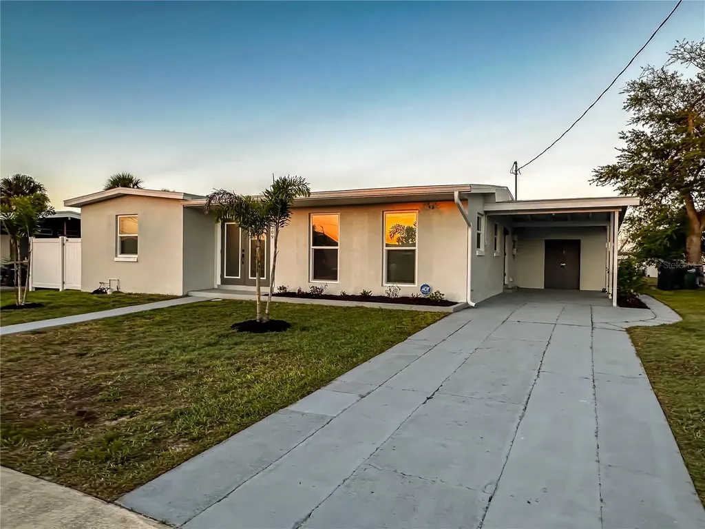 6309 Pontiac Lane North Port FL 34287