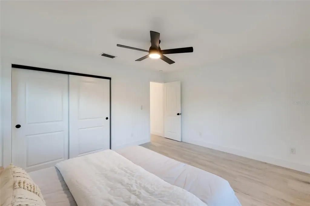 120 43rd Street NW Bradenton FL 34209