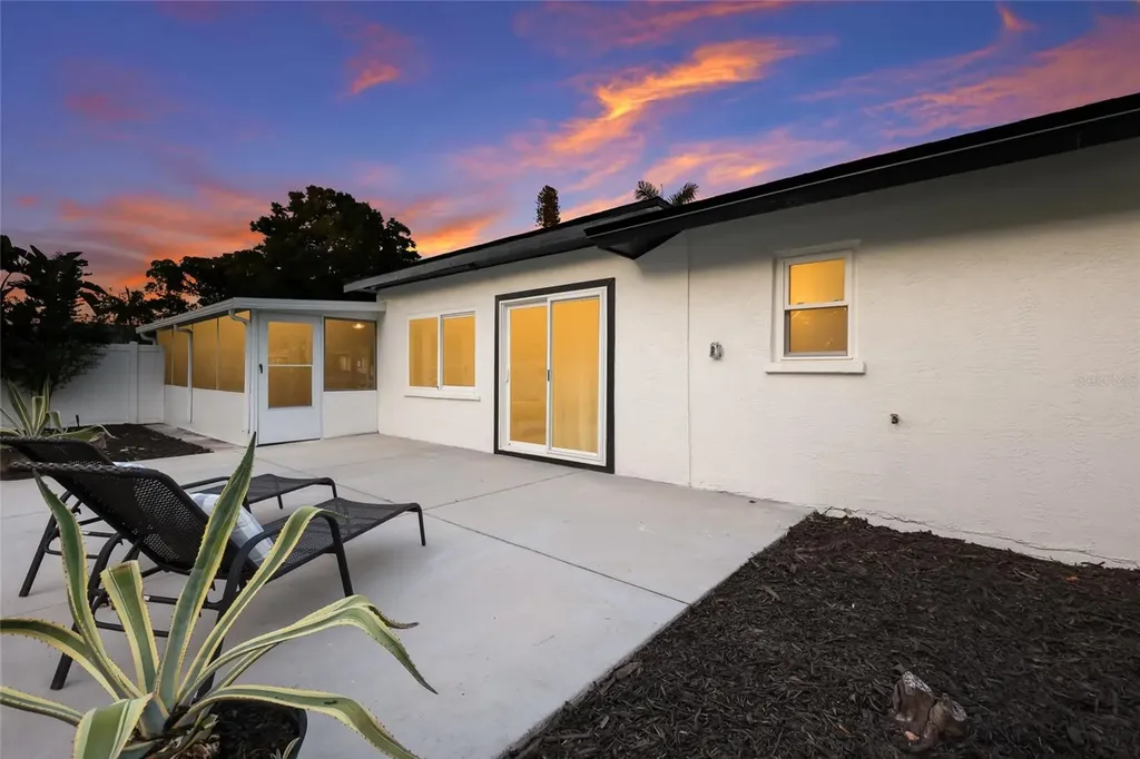 120 43rd Street NW Bradenton FL 34209