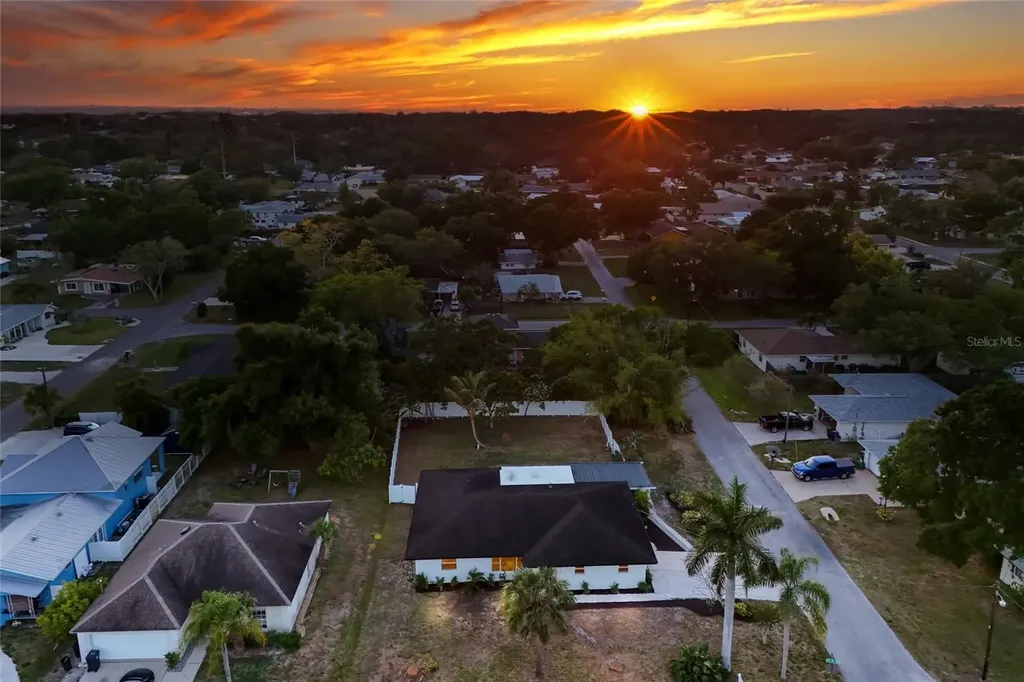 120 43rd Street NW Bradenton FL 34209