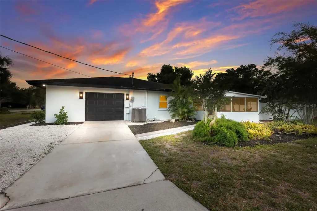 120 43rd Street NW Bradenton FL 34209