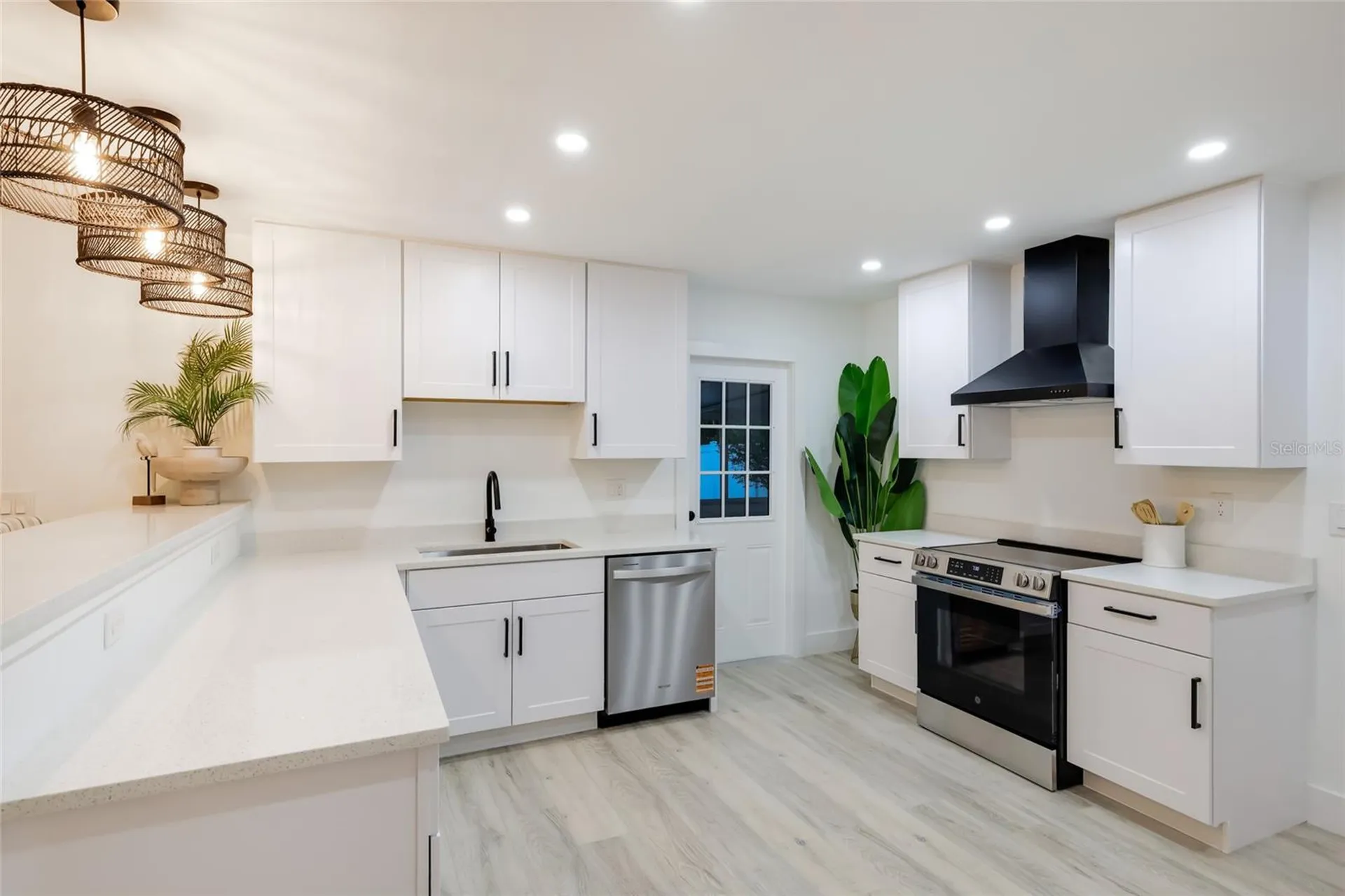 120 43rd Street NW Bradenton FL 34209
