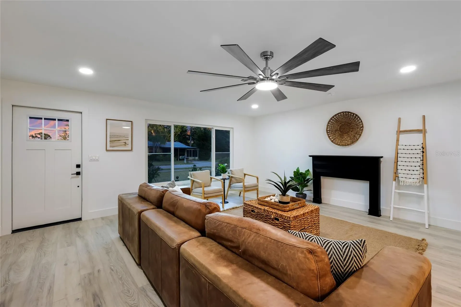 120 43rd Street NW Bradenton FL 34209