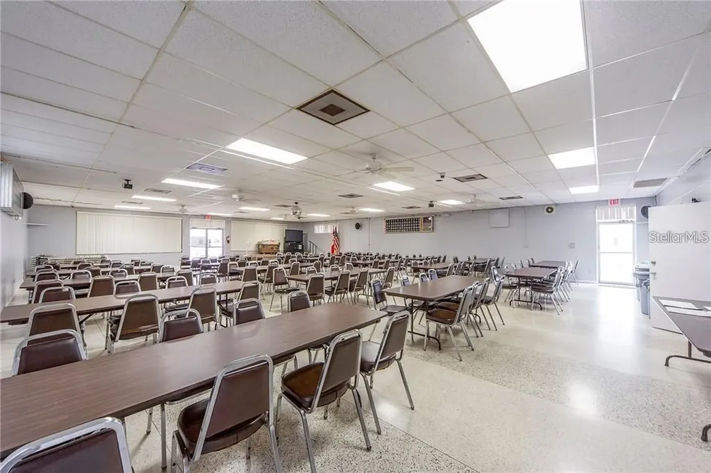 5267 81st Street N St Petersburg FL 33709