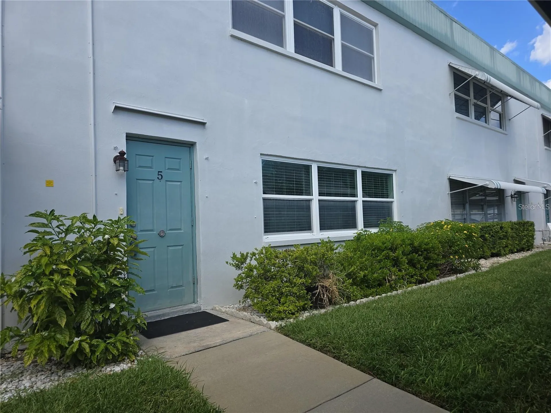 5267 81st Street N St Petersburg FL 33709