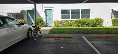 5267 81st Street N St Petersburg FL 33709