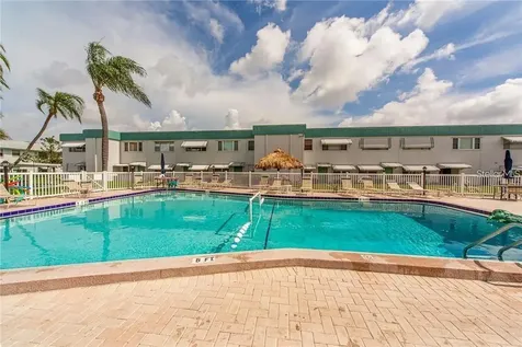 5267 81st Street N St Petersburg FL 33709