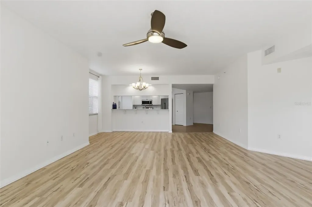 960 Starkey Road Largo FL 33771