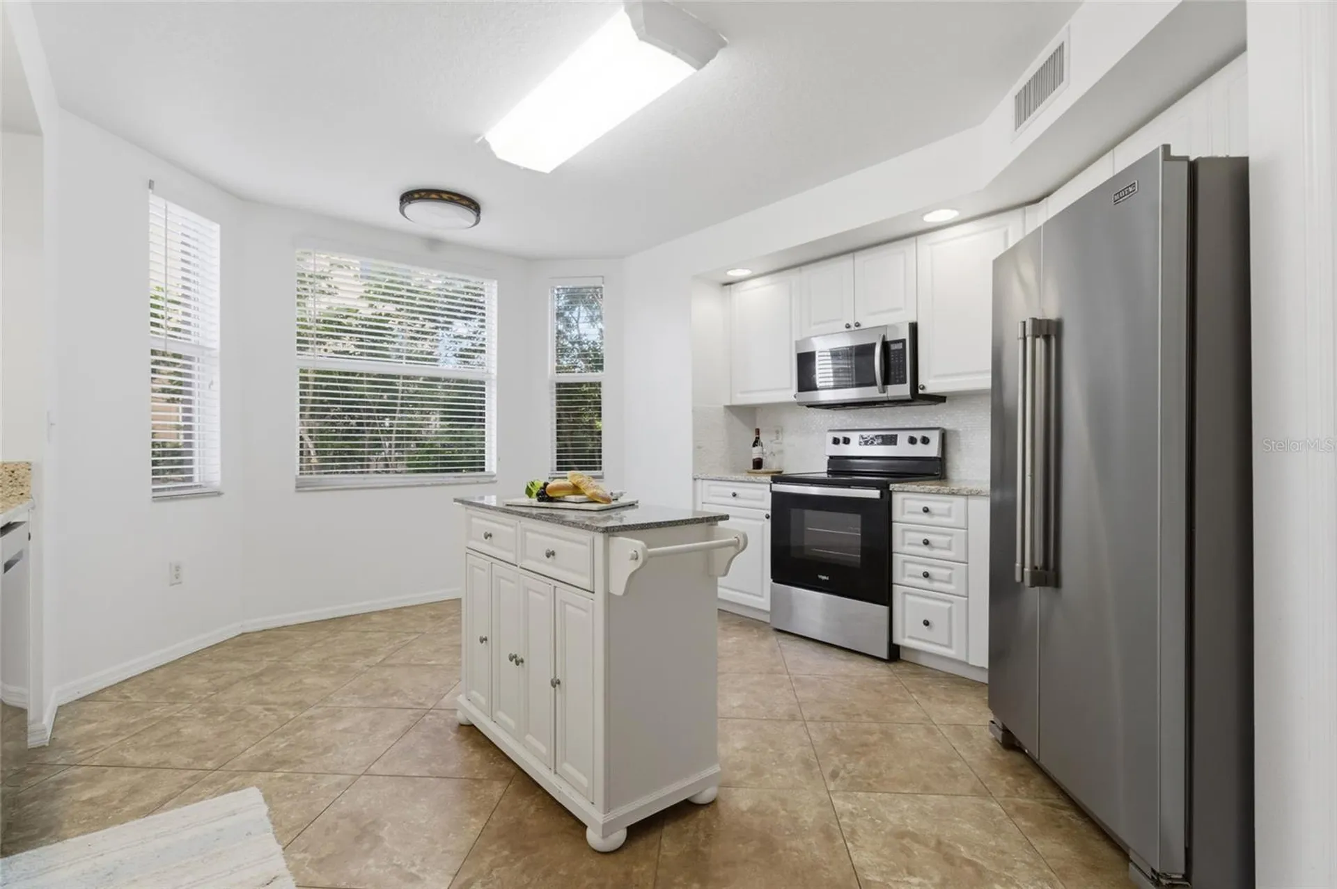 960 Starkey Road Largo FL 33771