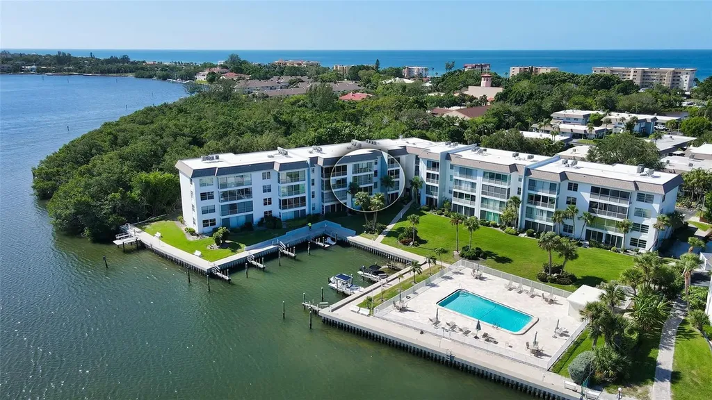 600 Sutton Place Longboat Key FL 34228