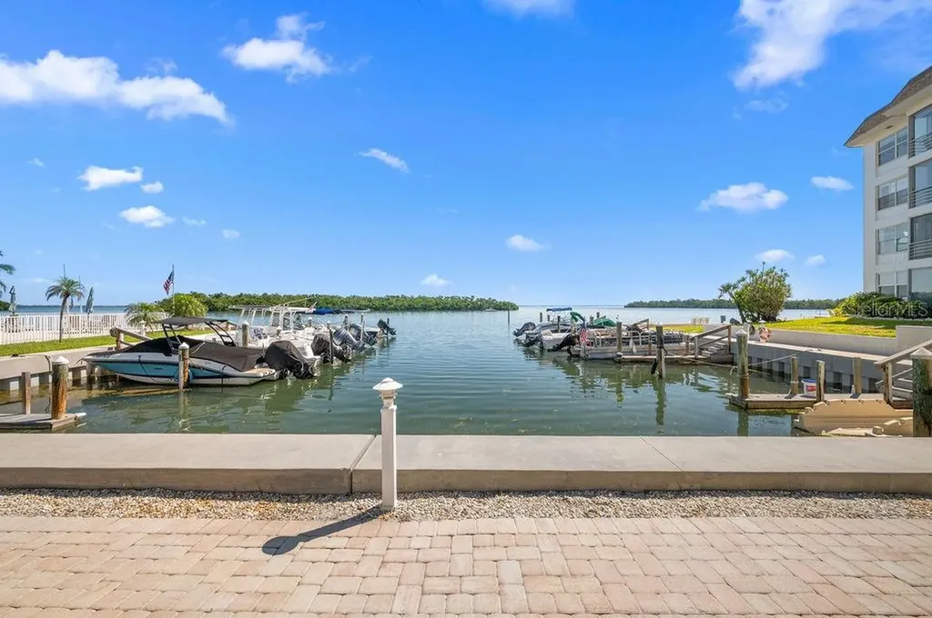 600 Sutton Place Longboat Key FL 34228
