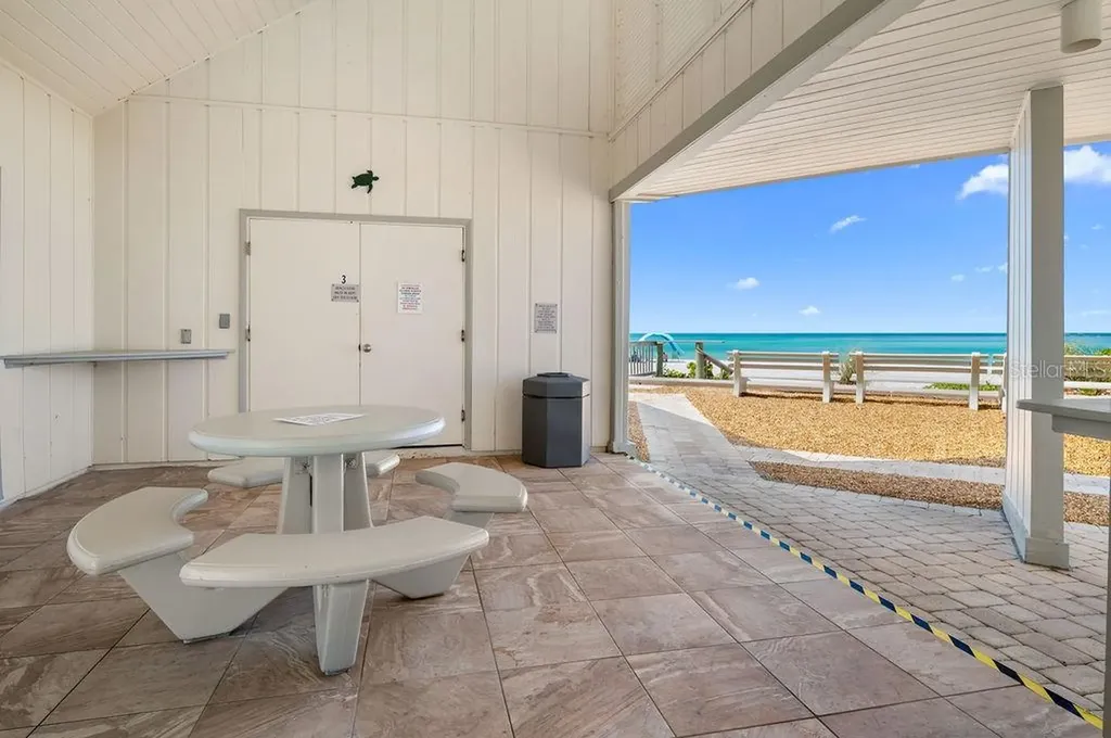 600 Sutton Place Longboat Key FL 34228