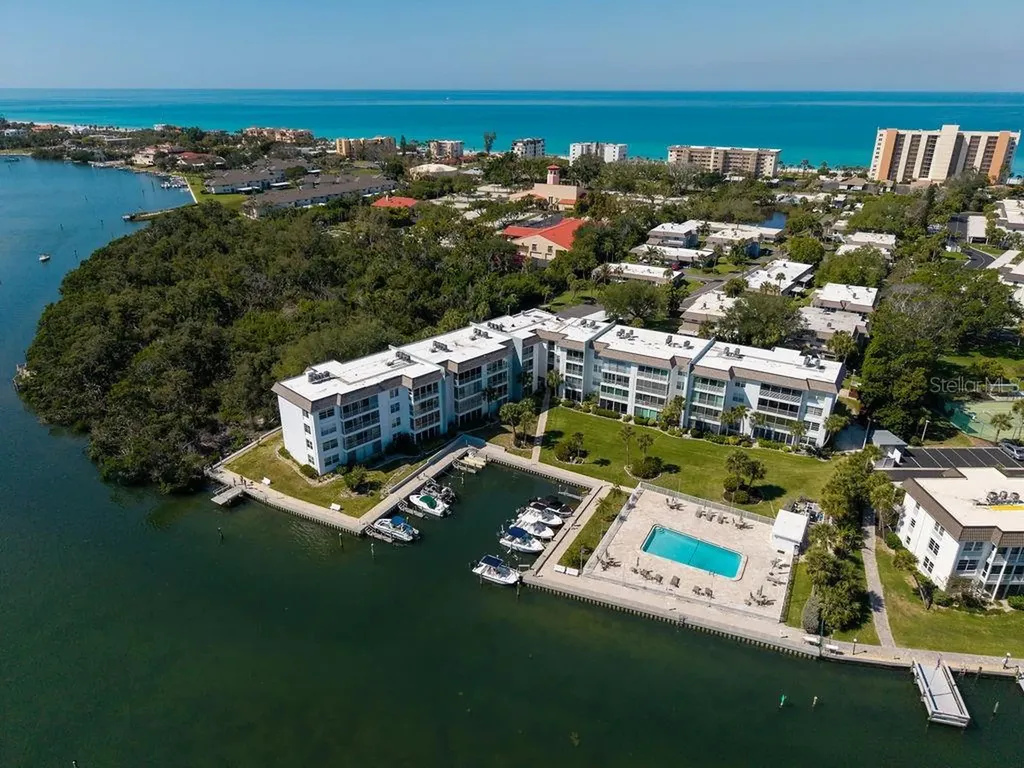 600 Sutton Place Longboat Key FL 34228