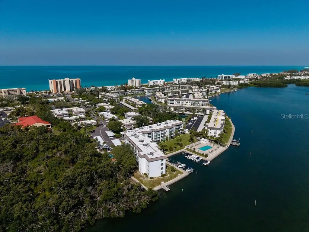600 Sutton Place Longboat Key FL 34228