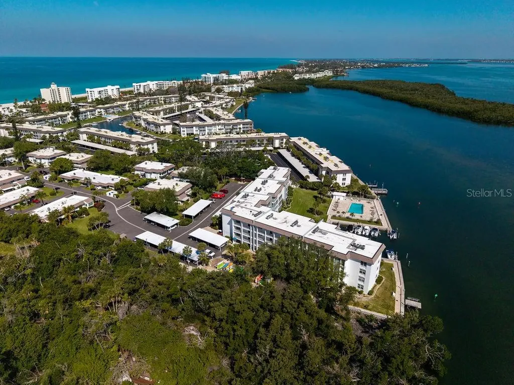 600 Sutton Place Longboat Key FL 34228