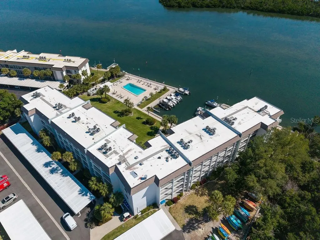 600 Sutton Place Longboat Key FL 34228