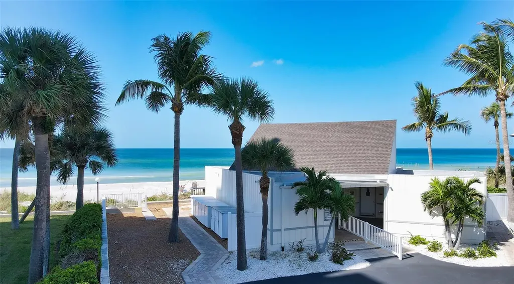 600 Sutton Place Longboat Key FL 34228