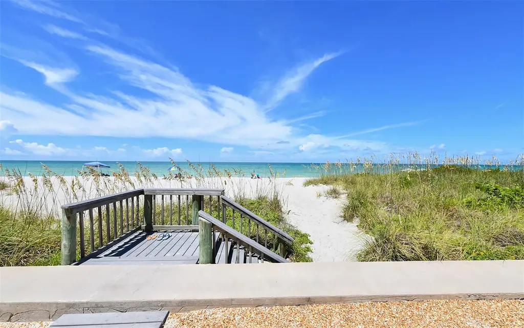 600 Sutton Place Longboat Key FL 34228