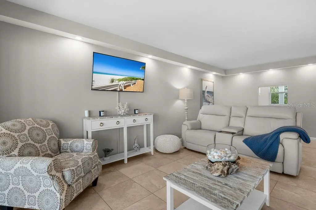 600 Sutton Place Longboat Key FL 34228