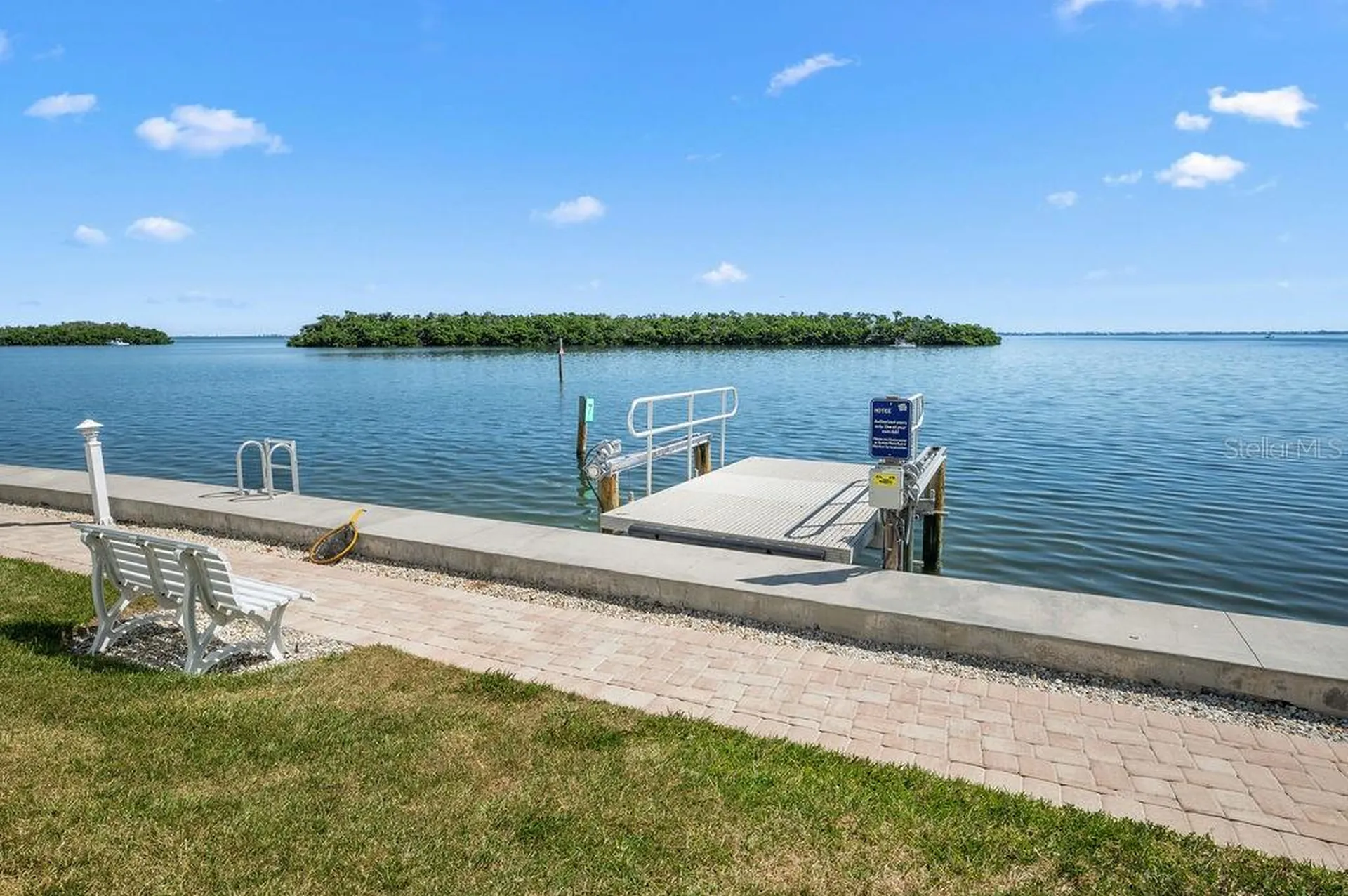 600 Sutton Place Longboat Key FL 34228