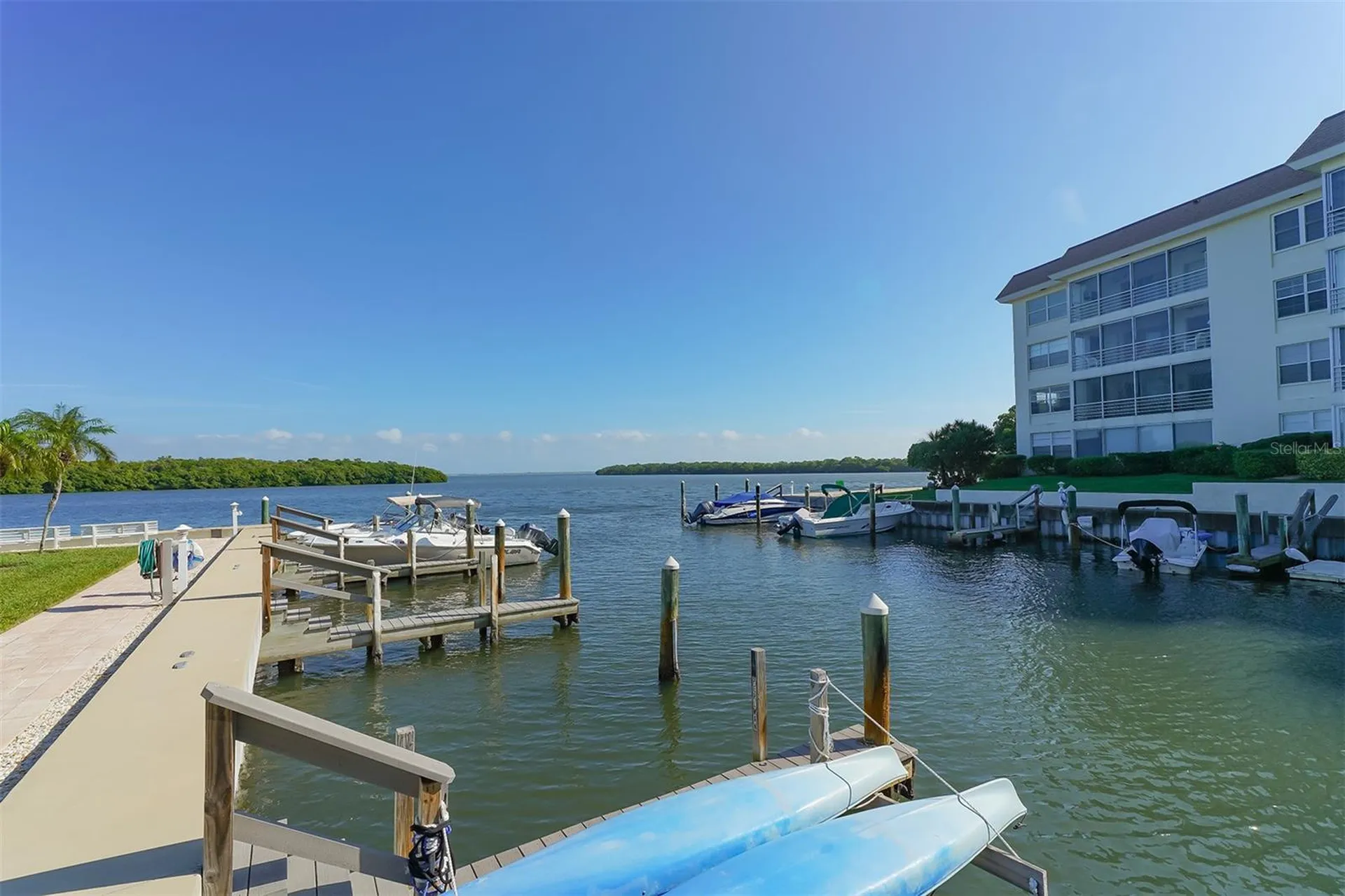 600 Sutton Place Longboat Key FL 34228