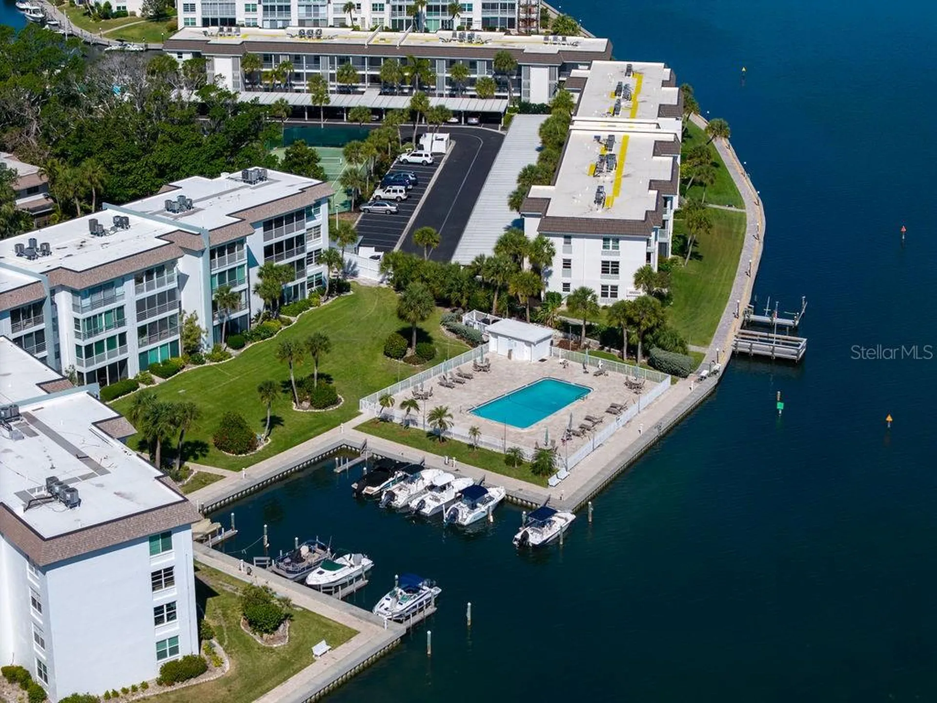 600 Sutton Place Longboat Key FL 34228