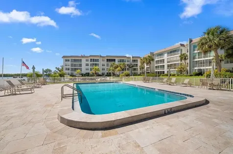 600 Sutton Place Longboat Key FL 34228