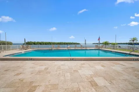 600 Sutton Place Longboat Key FL 34228