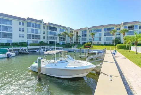 600 Sutton Place Longboat Key FL 34228
