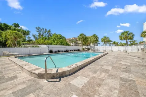 600 Sutton Place Longboat Key FL 34228