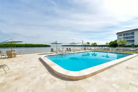600 Sutton Place Longboat Key FL 34228