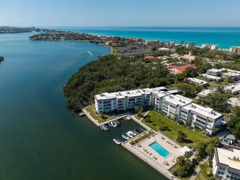 600 Sutton Place Longboat Key FL 34228