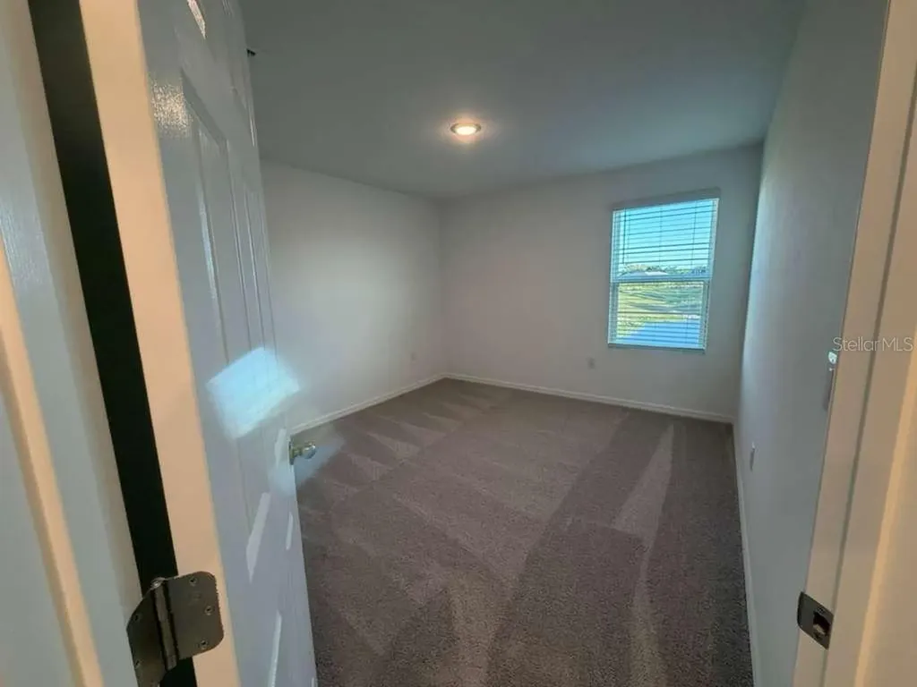 466 Thompson Village Avenue Apopka FL 32703