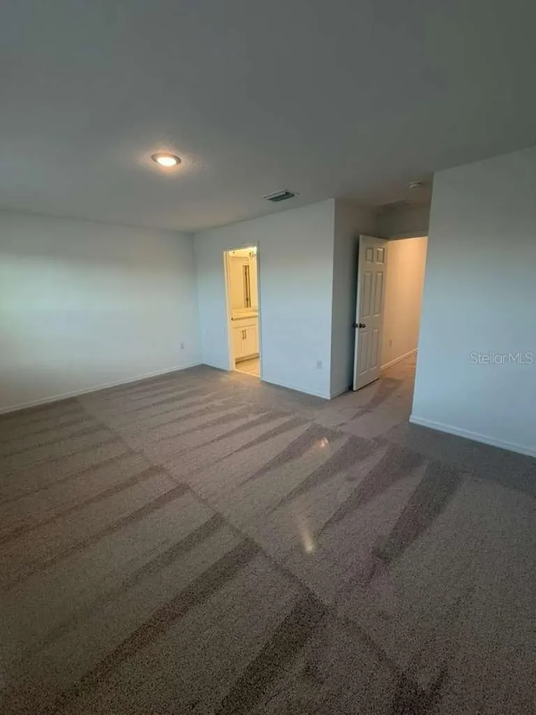 466 Thompson Village Avenue Apopka FL 32703