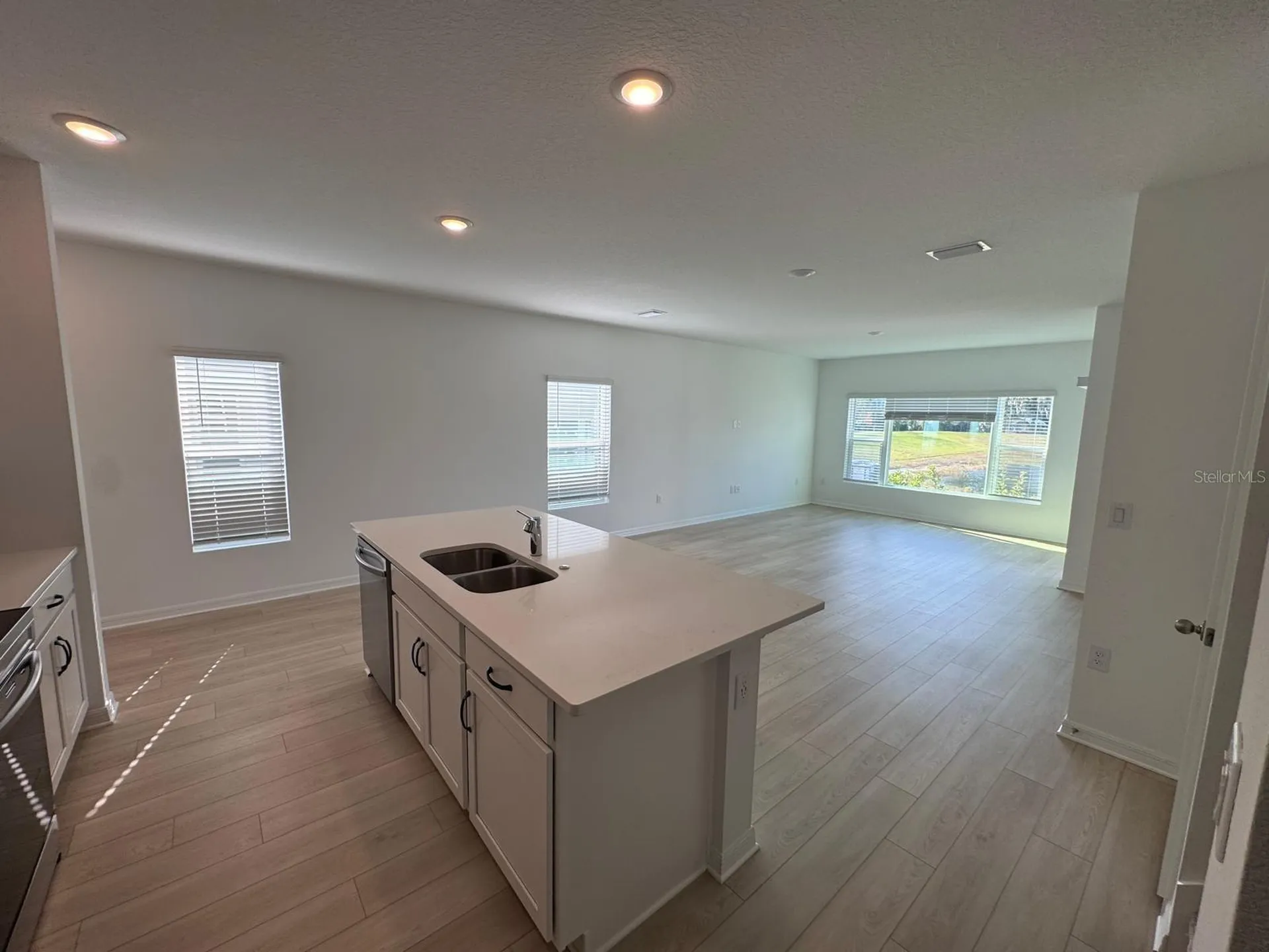 466 Thompson Village Avenue Apopka FL 32703