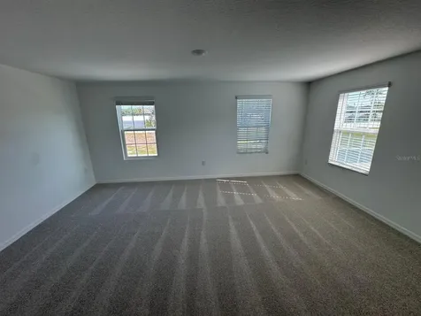 466 Thompson Village Avenue Apopka FL 32703