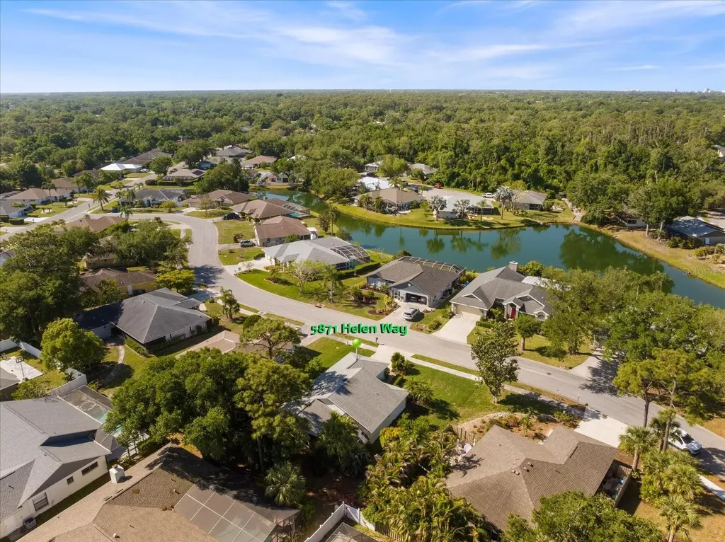 5871 Helen Way Sarasota FL 34243
