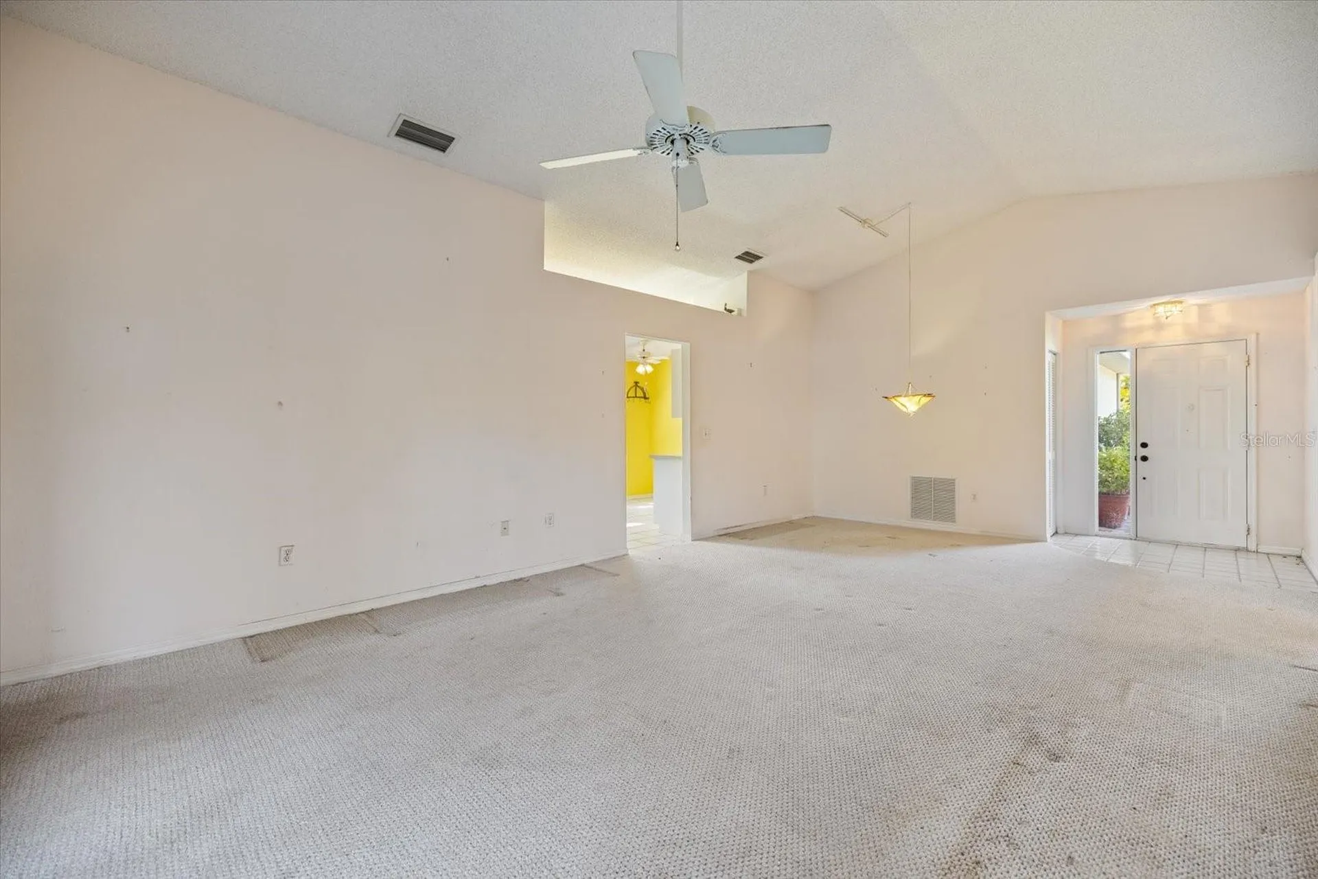 5871 Helen Way Sarasota FL 34243
