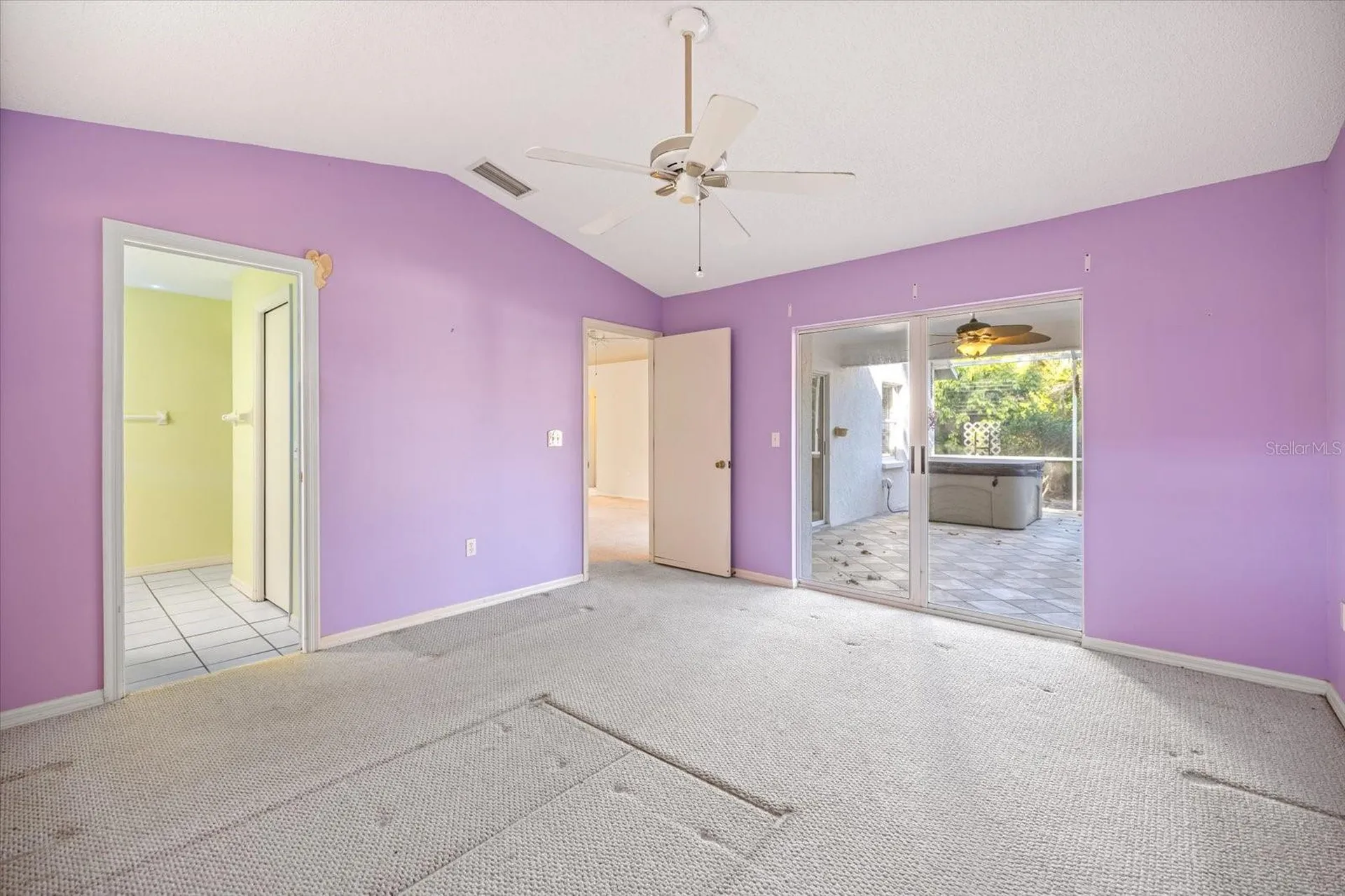 5871 Helen Way Sarasota FL 34243